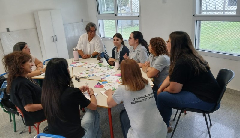 Visita a los jardines maternales nocturnos de Venado Tuerto 